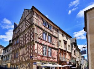 Lire la suite à propos de l’article Pourquoi choisir une conciergerie locale à Rennes pour votre location courte durée ?